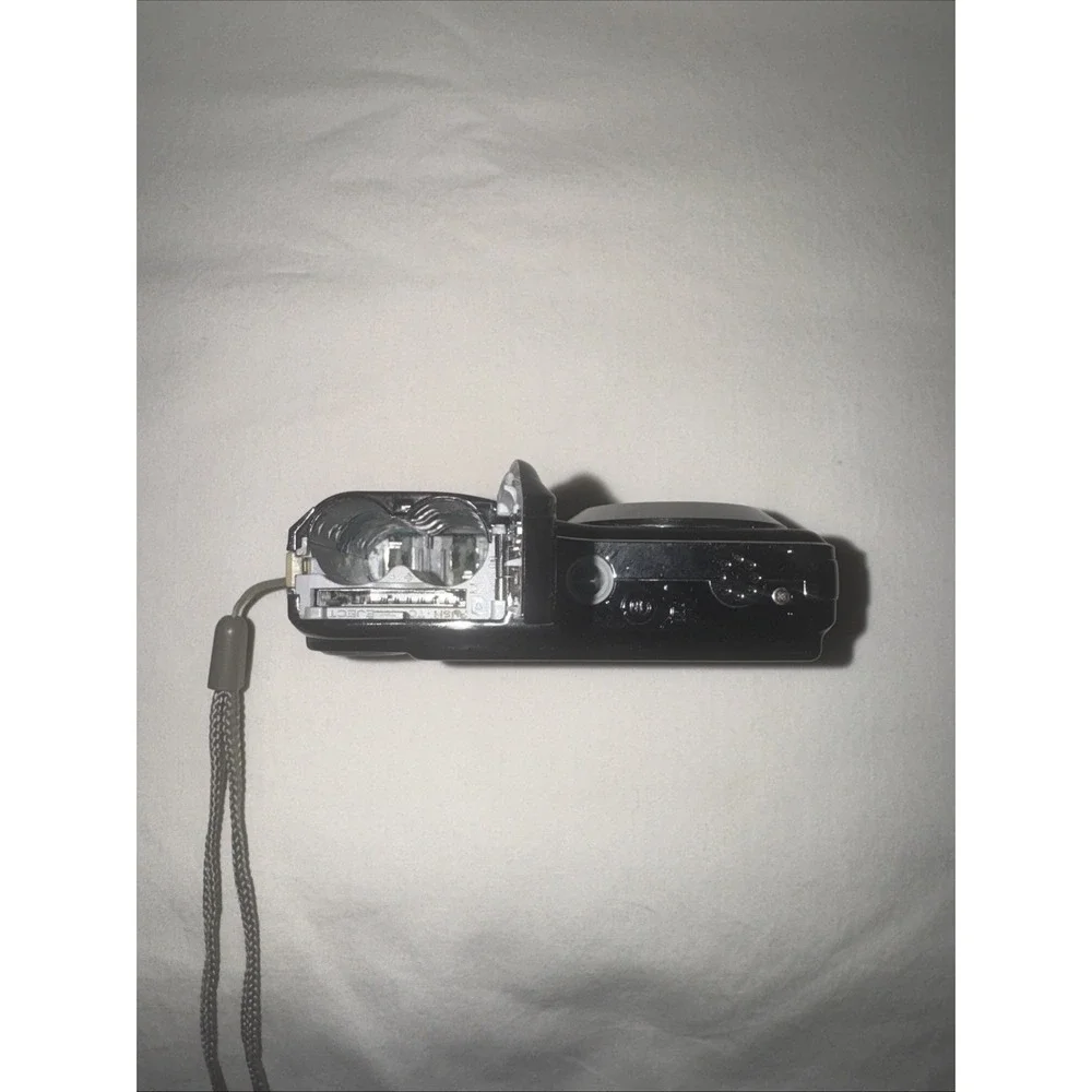 Fujifilm Digital‎ Camera FinePix AV200 14.0MP Black For Parts Or Repair